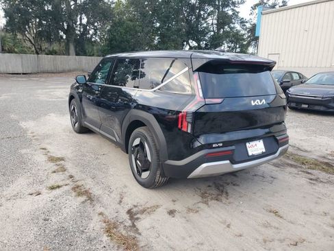 New 2026 Kia EV9 Light image 3