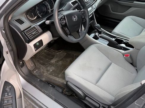Used 2016 Honda Accord LX image 7