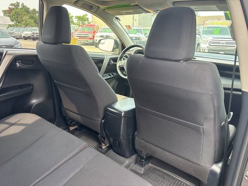 Used 2017 Toyota RAV4 XLE w/ Plus Special Value Package AWD/4WD image 33