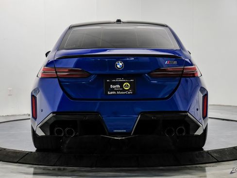 Used 2025 BMW M5 w/ Carbon Package AWD/4WD image 12
