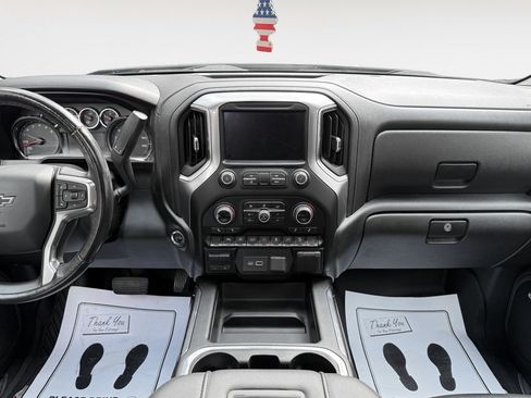 Used 2020 Chevrolet Silverado 1500 LT Trail Boss AWD/4WD image 16