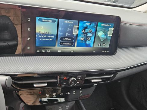 New 2026 Nissan Kicks SR image 20