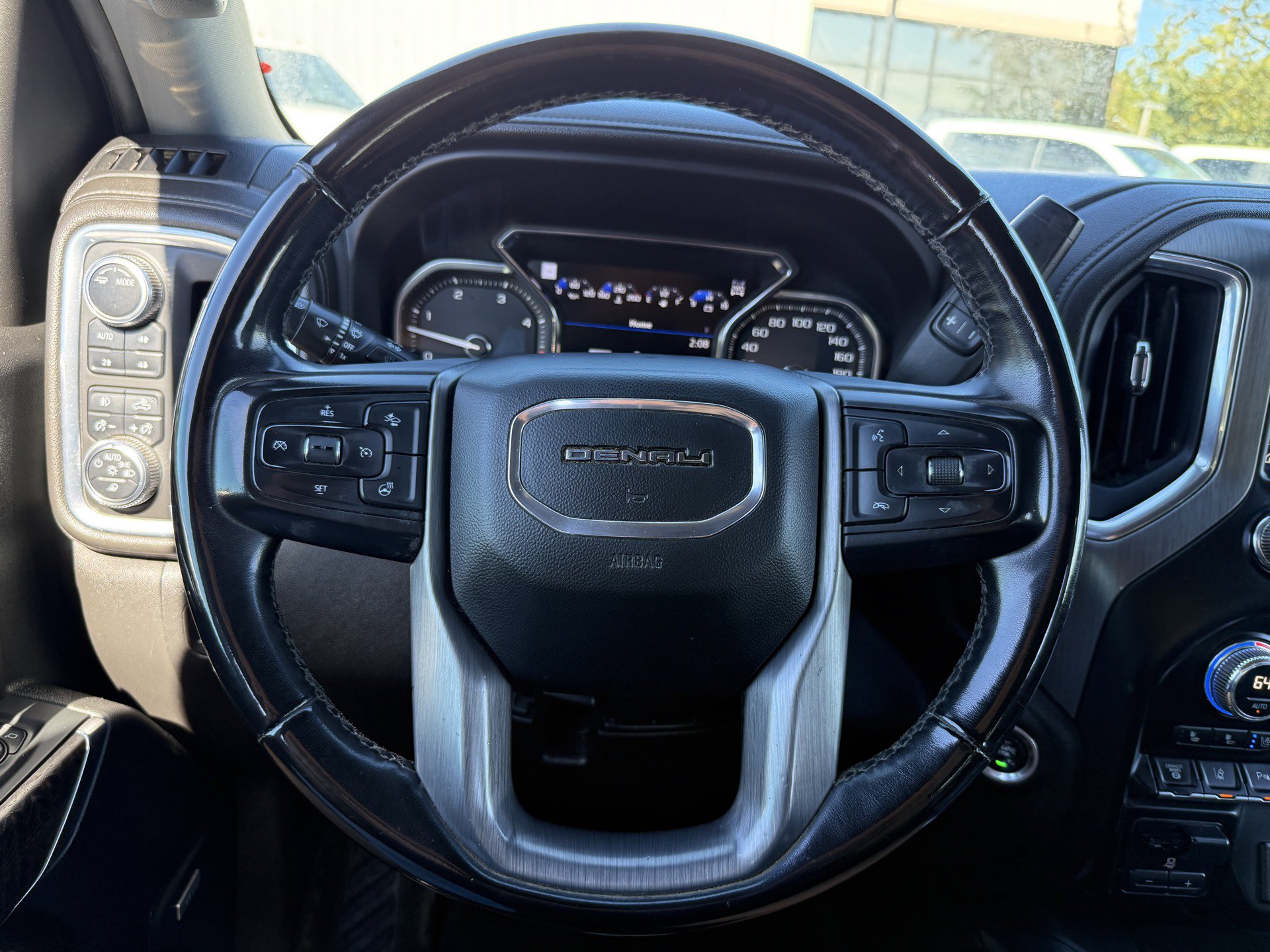 Used 2023 GMC Sierra 3500 Denali w/ Denali Ultimate Package AWD/4WD image 20