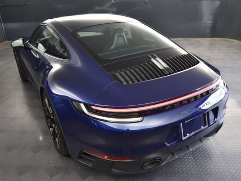 Certified 2024 Porsche 911 Carrera GTS RWD image 43