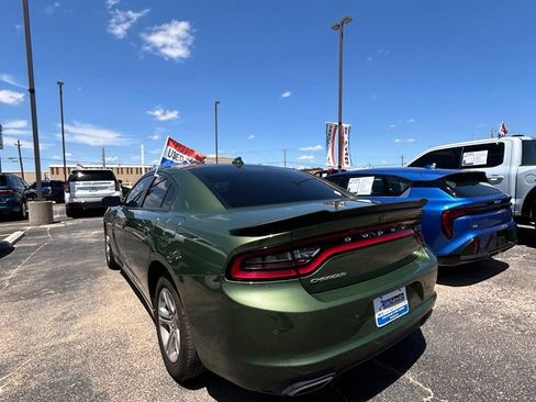 Used 2023 Dodge Charger SXT RWD image 2