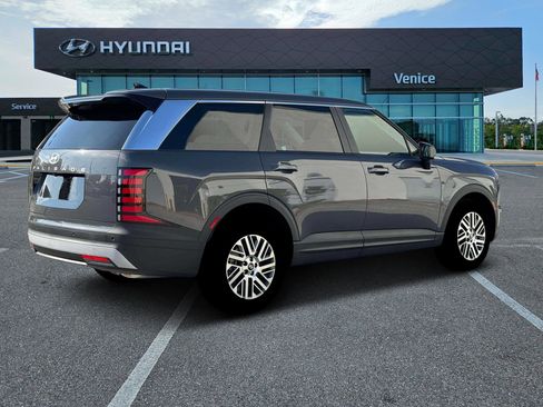 New 2026 Hyundai Palisade SE FWD image 8