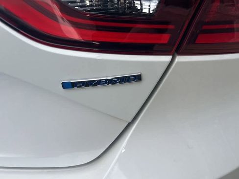 Used 2019 Honda Insight EX image 8