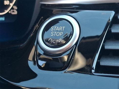 Used 2023 BMW 530e xDrive image 27