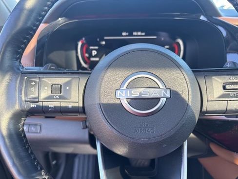 Used 2022 Nissan Pathfinder Platinum w/ Cargo Package image 13