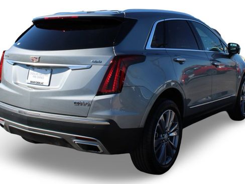 Used 2025 Cadillac XT5 Premium Luxury image 5