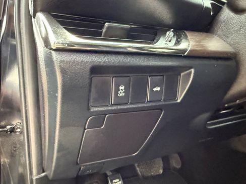 Used 2016 Toyota Avalon XLE image 20