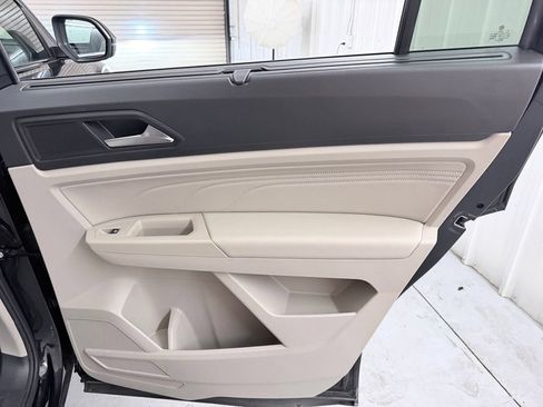 Used 2021 Volkswagen Atlas SEL AWD/4WD image 43