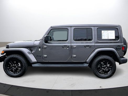 Certified 2022 Jeep Wrangler Unlimited Sahara image 6