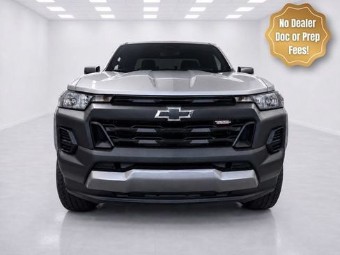Used 2024 Chevrolet Colorado Trail Boss w/ LPO, Dark Essentials Package AWD/4WD image 3