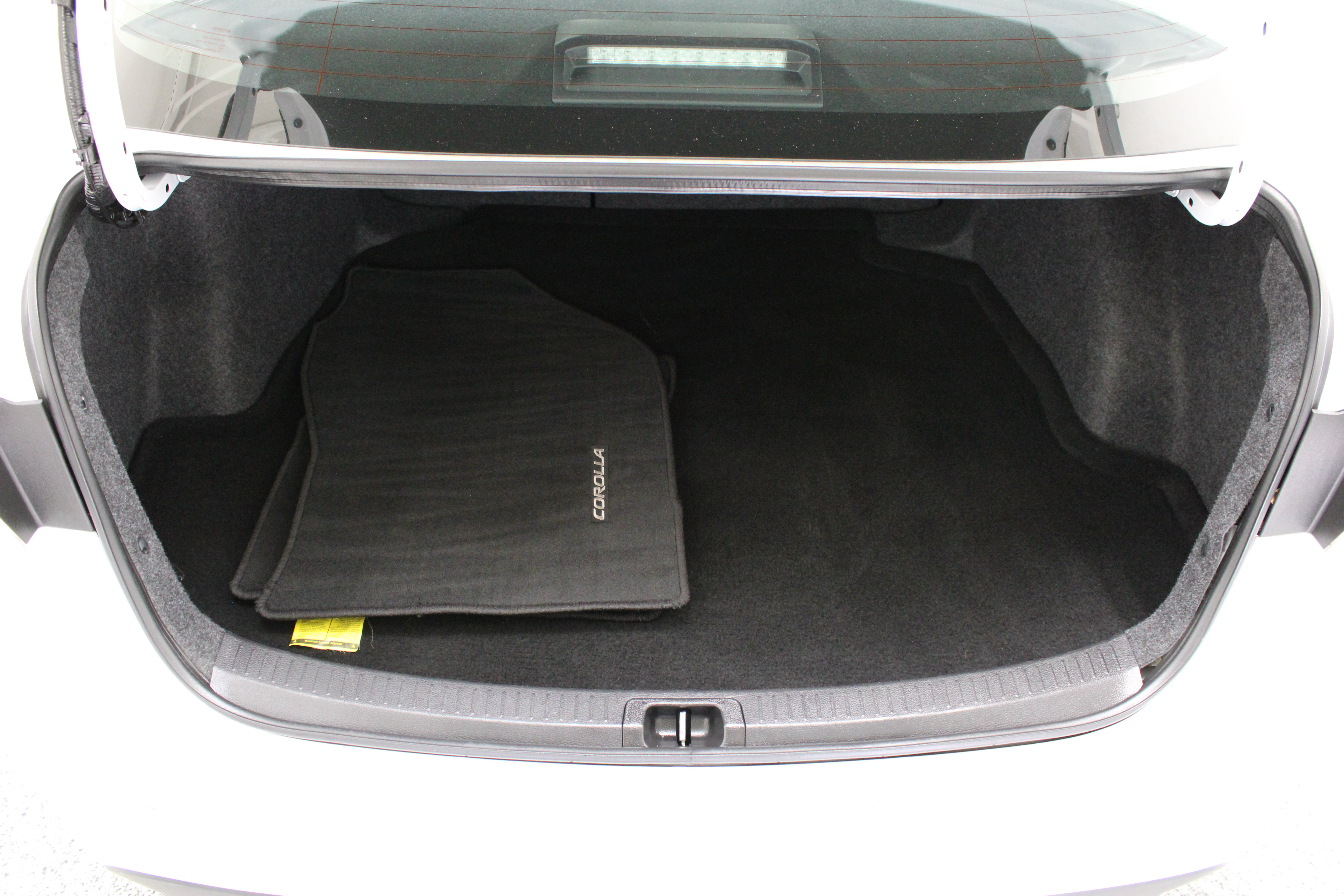 Certified 2026 Toyota Corolla LE FWD image 29