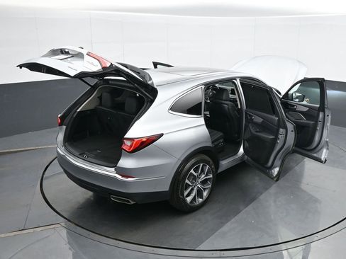 Used 2024 Acura MDX SH-AWD w/ Technology Package image 41