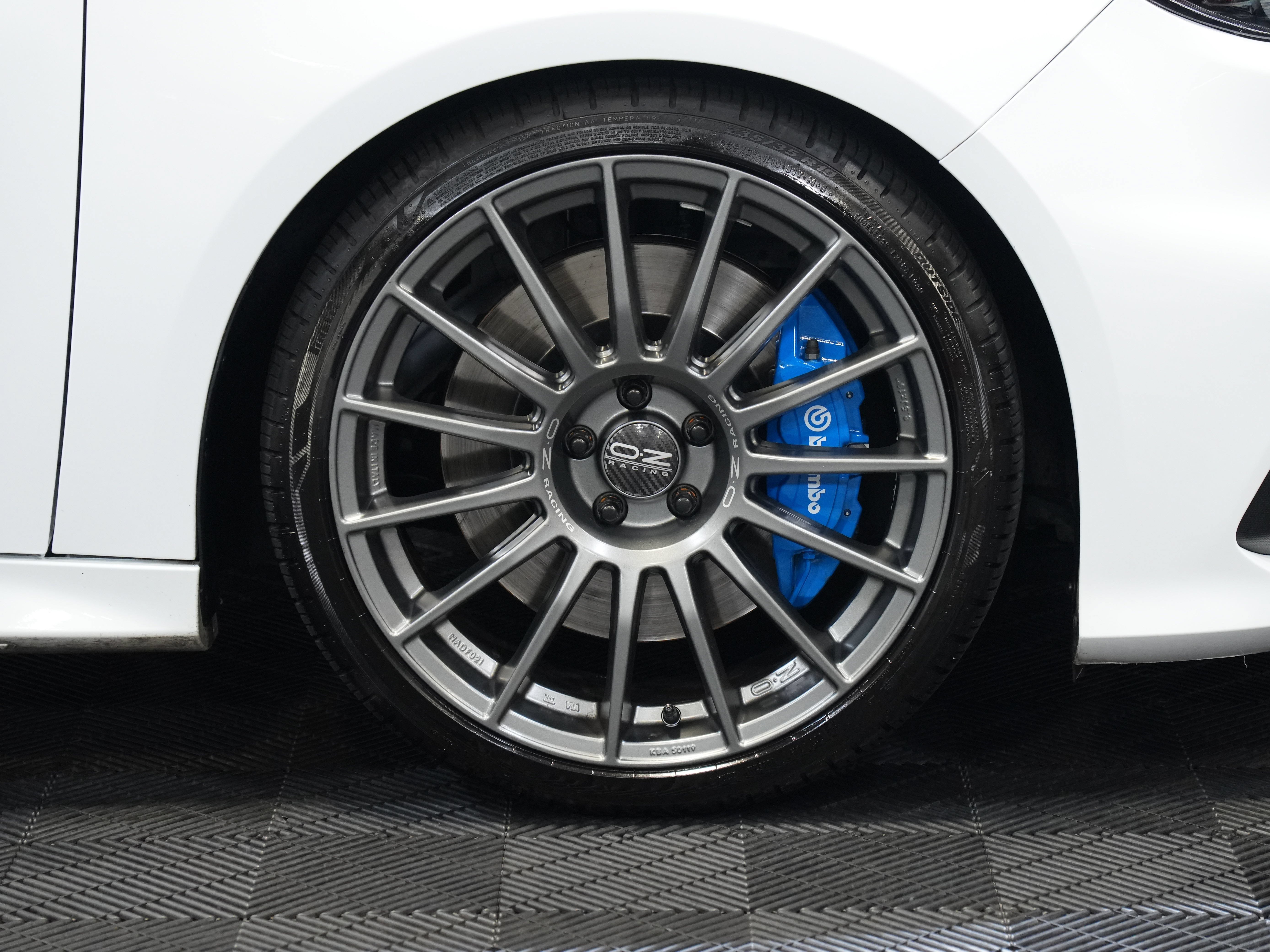 Used 2017 Ford Focus RS AWD/4WD image 58