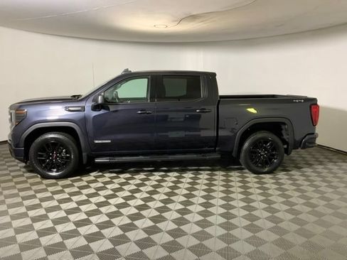 Used 2023 GMC Sierra 1500 Elevation w/ LPO, Elevation Black Package AWD/4WD image 11