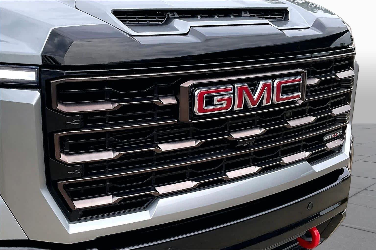 Used 2024 GMC Sierra 2500 AT4X AWD/4WD image 29