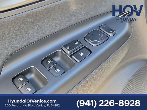 Used 2019 Hyundai Kona Ultimate image 28