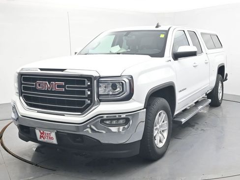 Used 2018 GMC Sierra 1500 SLE w/ SLE Value Package image 2