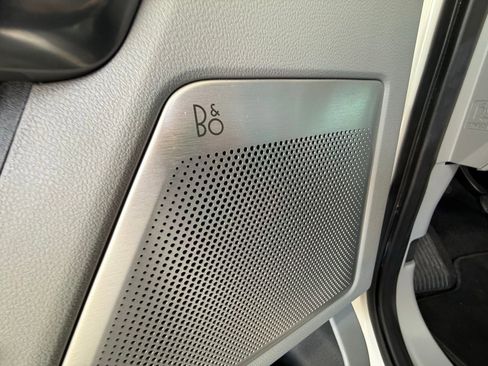 Used 2023 Ford F150 Limited image 14