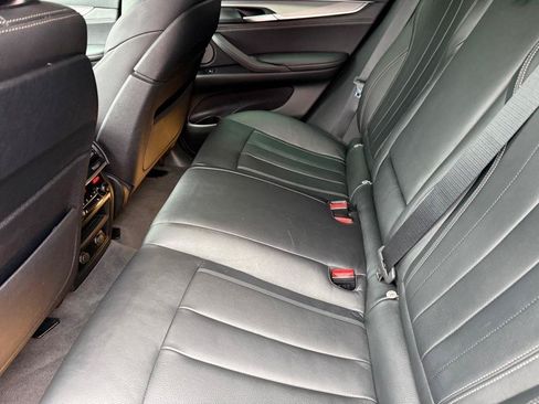Used 2019 BMW X6 xDrive50i w/ M Sport Package AWD/4WD image 15