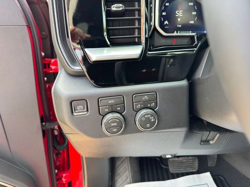 New 2026 Chevrolet Silverado 1500 LT AWD/4WD image 17