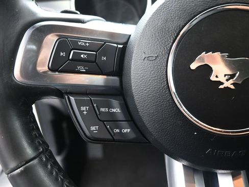 Used 2020 Ford Mustang Premium image 23