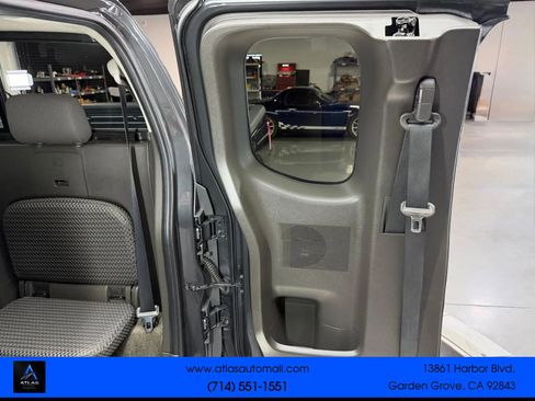 Used 2013 Nissan Frontier SV AWD/4WD image 15