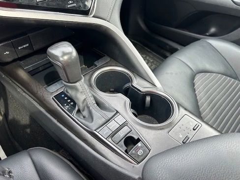 Used 2023 Toyota Camry SE w/ Cold Weather Package AWD/4WD image 16