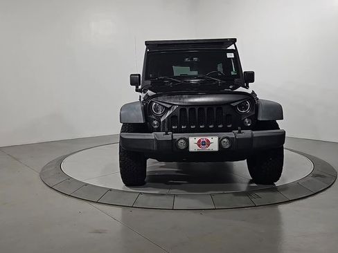 Used 2014 Jeep Wrangler Unlimited Rubicon w/ Connectivity Group image 4