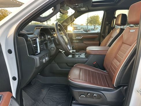 Certified 2023 GMC Sierra 1500 Denali Ultimate image 16