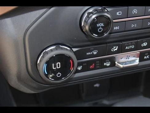 Used 2024 Ford Bronco Heritage Edition image 20