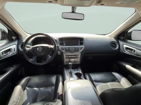 Used 2017 Nissan Pathfinder SL AWD/4WD image 10