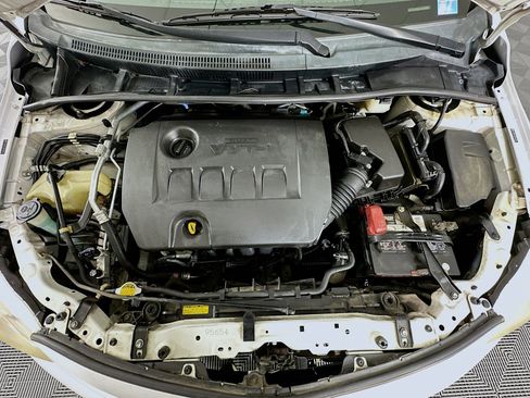 Used 2011 Toyota Corolla LE image 29