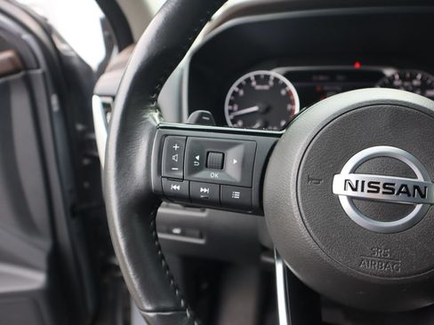 Used 2021 Nissan Rogue SL AWD/4WD image 14