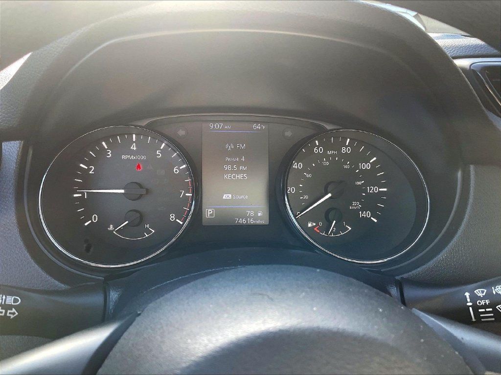 Used 2019 Nissan Rogue Sport S w/ Appearance Package AWD/4WD image 24