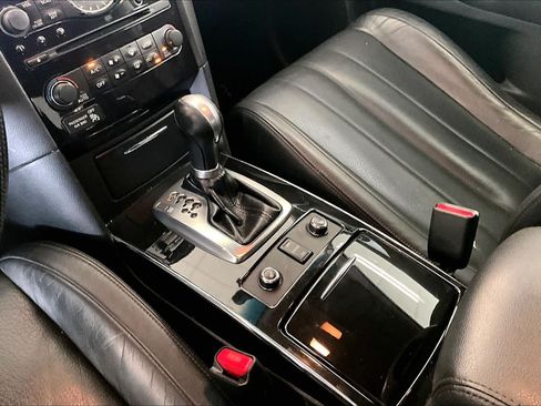 Used 2014 INFINITI QX70 AWD w/ Premium Package image 14