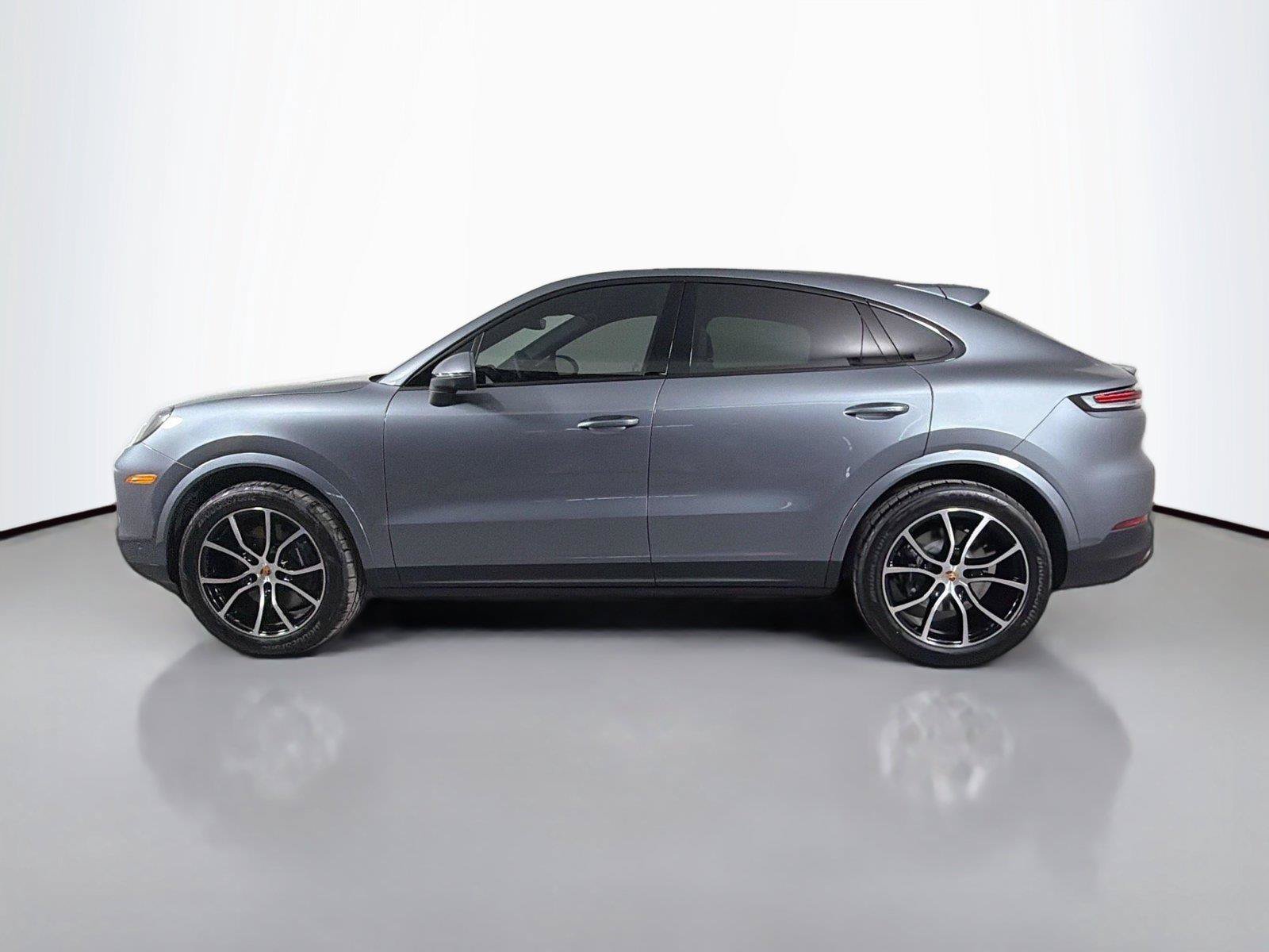 Used 2026 Porsche Cayenne Coupe AWD/4WD image 2