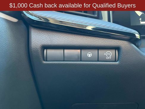 New 2026 Nissan Kicks SR image 33