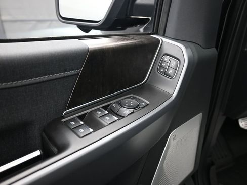 Used 2021 Ford F150 Lariat w/ Equipment Group 502A High image 10