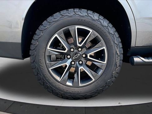 Used 2022 Chevrolet Tahoe Z71 AWD/4WD image 38