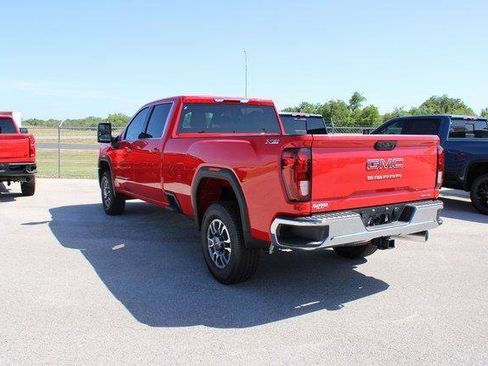 New 2025 GMC Sierra 2500 SLE w/ SLE Convenience Package image 4