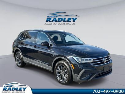 Certified 2022 Volkswagen Tiguan SE w/ Panoramic Sunroof Package