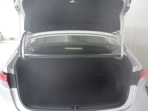 Used 2023 Toyota Corolla LE image 18