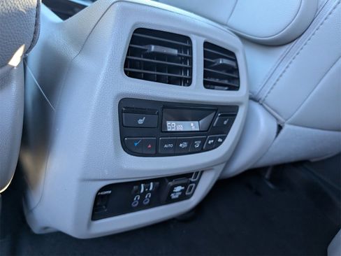 Used 2022 Honda Pilot Elite image 31