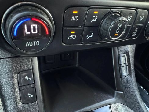 Used 2018 GMC Acadia SLT AWD/4WD image 20