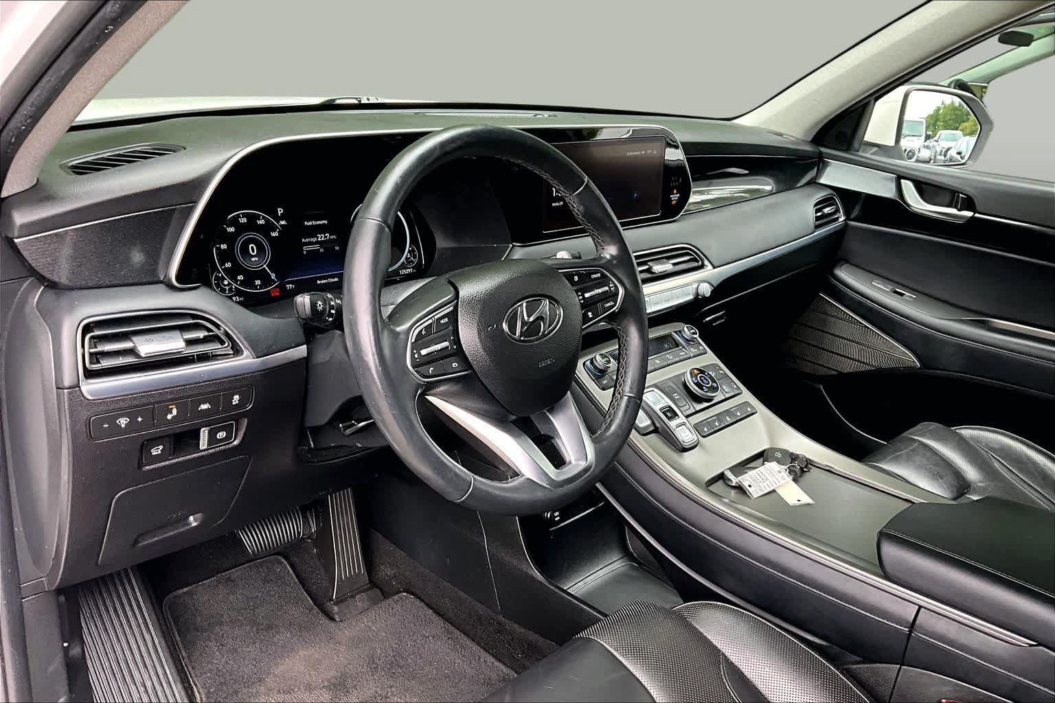 Used 2021 Hyundai Palisade Limited AWD/4WD image 17