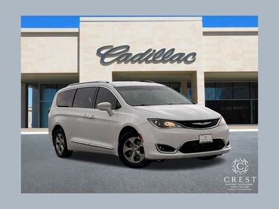 Used 2017 Chrysler Pacifica Touring-L Plus